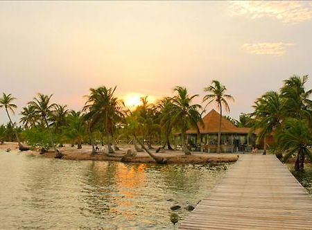 Laguna Beach Resort Utila Létesítmények fotó